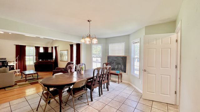 153 Commodore Cir, Summertown, TN 38483