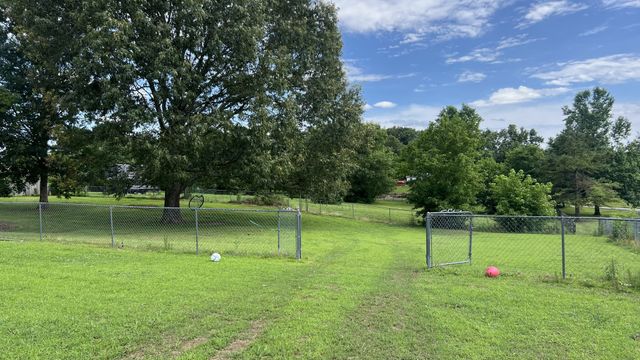 153 Commodore Cir, Summertown, TN 38483