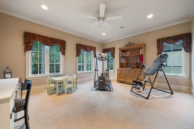 11909 Knippwood Lane, Bunker Hill Village, TX 77024