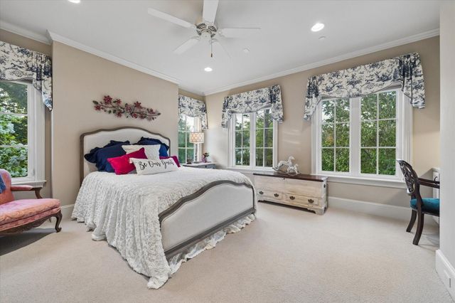 11909 Knippwood Lane, Bunker Hill Village, TX 77024