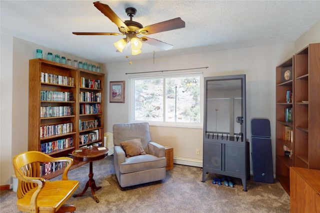 1346 Big Rock Loop, Los Alamos, NM 87544