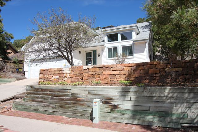 1346 Big Rock Loop, Los Alamos, NM 87544