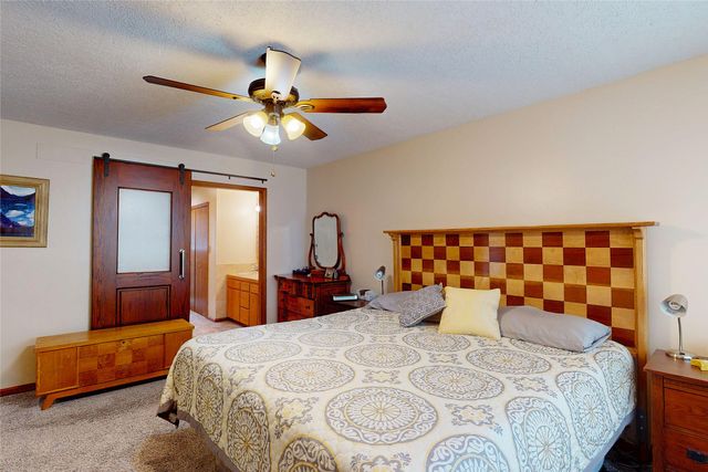 1346 Big Rock Loop, Los Alamos, NM 87544