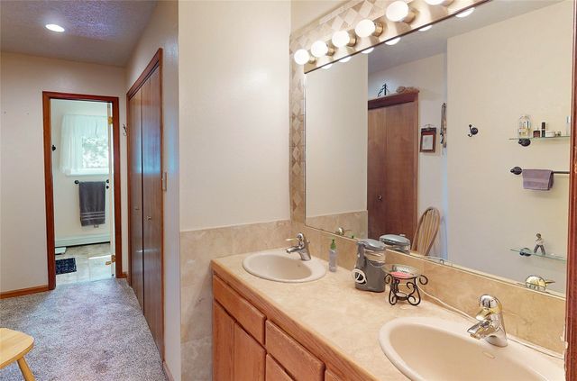 1346 Big Rock Loop, Los Alamos, NM 87544