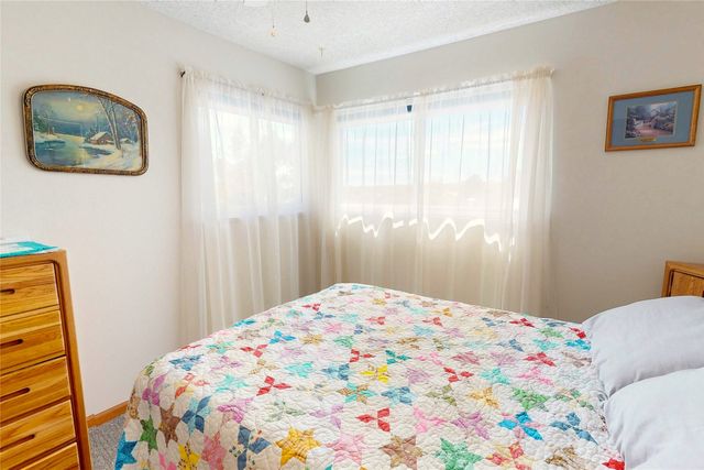 1346 Big Rock Loop, Los Alamos, NM 87544