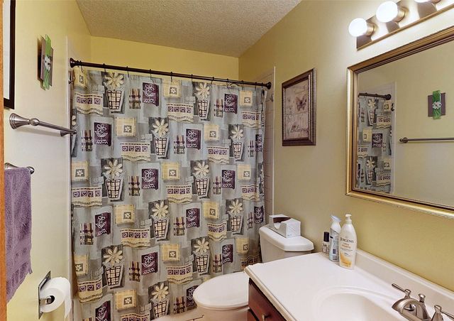 1346 Big Rock Loop, Los Alamos, NM 87544