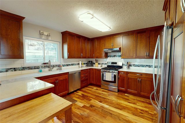 1346 Big Rock Loop, Los Alamos, NM 87544