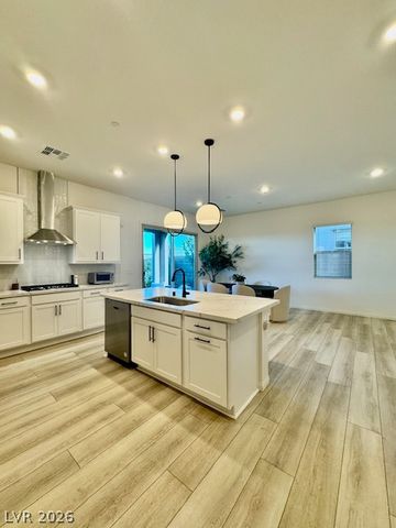 1598 Crowned Eagle Street, Las Vegas, NV 89138