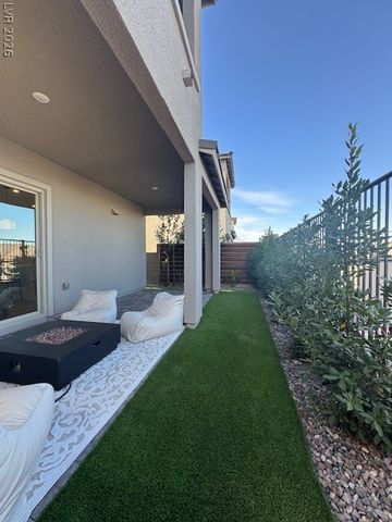 1598 Crowned Eagle Street, Las Vegas, NV 89138