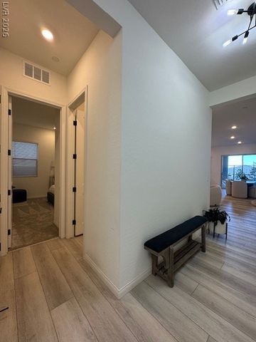 1598 Crowned Eagle Street, Las Vegas, NV 89138