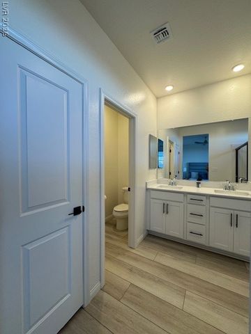 1598 Crowned Eagle Street, Las Vegas, NV 89138