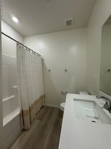 1598 Crowned Eagle Street, Las Vegas, NV 89138