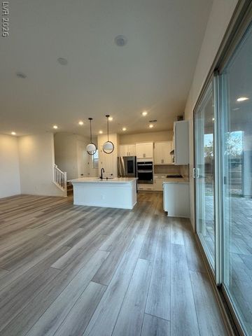 1598 Crowned Eagle Street, Las Vegas, NV 89138