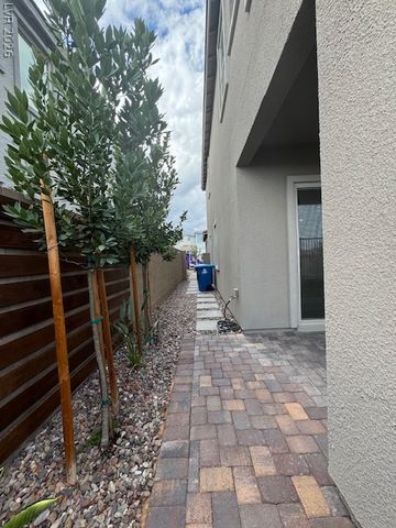 1598 Crowned Eagle Street, Las Vegas, NV 89138