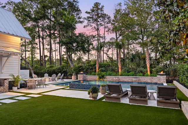 3556 Henrietta Hartford Road, Mount Pleasant, SC 29466