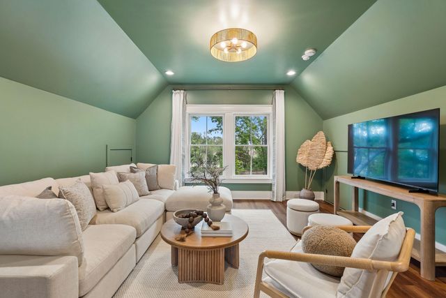 3556 Henrietta Hartford Road, Mount Pleasant, SC 29466