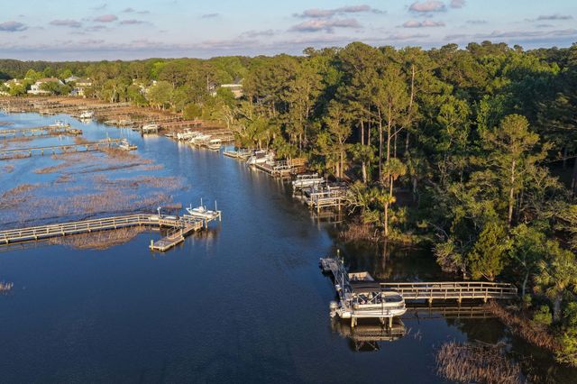 3556 Henrietta Hartford Road, Mount Pleasant, SC 29466