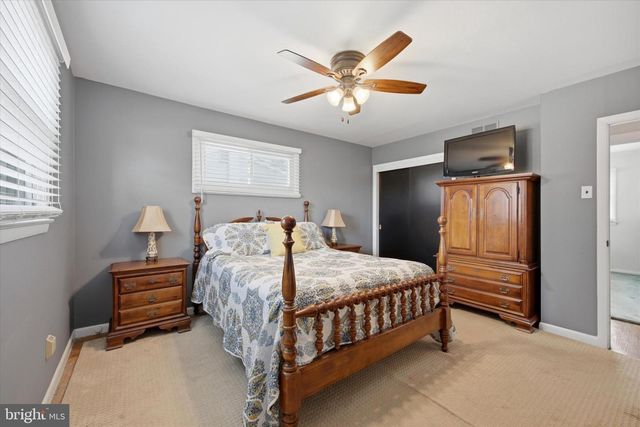 514 S CENTRAL BLVD, Broomall, PA 19008