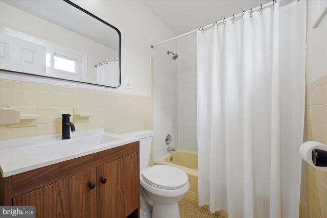 514 S CENTRAL BLVD, Broomall, PA 19008