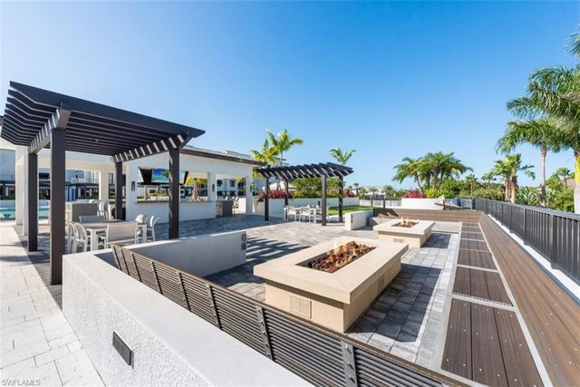 1115 Central AVE # 343, Naples, FL 34102