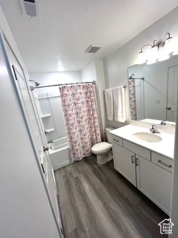 2810 N FIGHTING FALCON ST, Layton, UT 84040