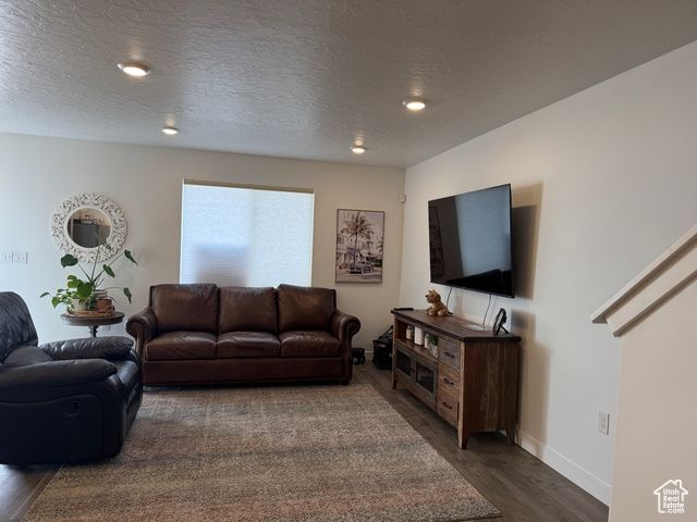 2810 N FIGHTING FALCON ST, Layton, UT 84040