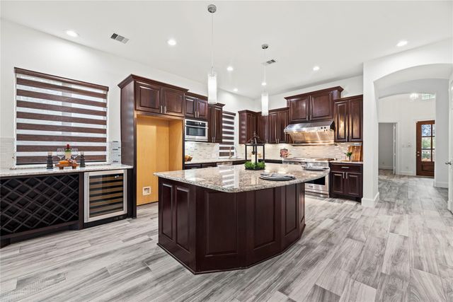 17719 Olde Oaks Estate Court, Cypress, TX 77433