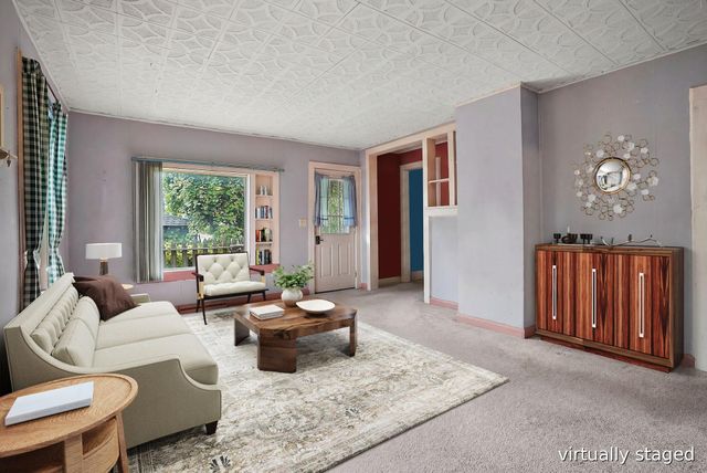 1409 Hillsboro Avenue N, Golden Valley, MN 55427