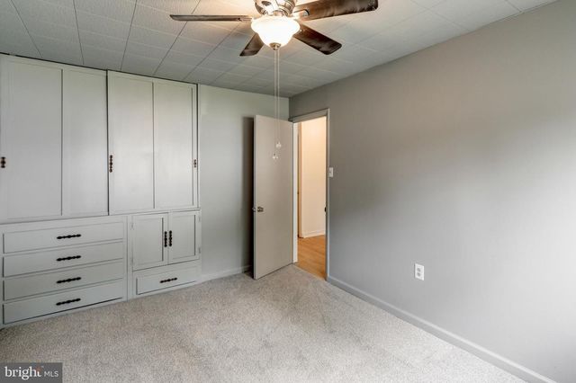 11 CONOY RD, Landisville, PA 17538