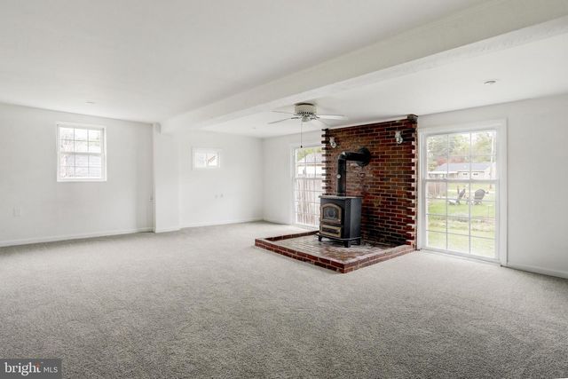 11 CONOY RD, Landisville, PA 17538