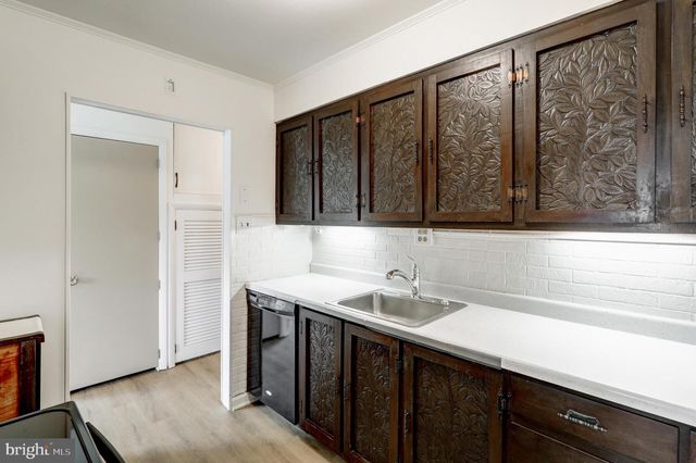 11 CONOY RD, Landisville, PA 17538