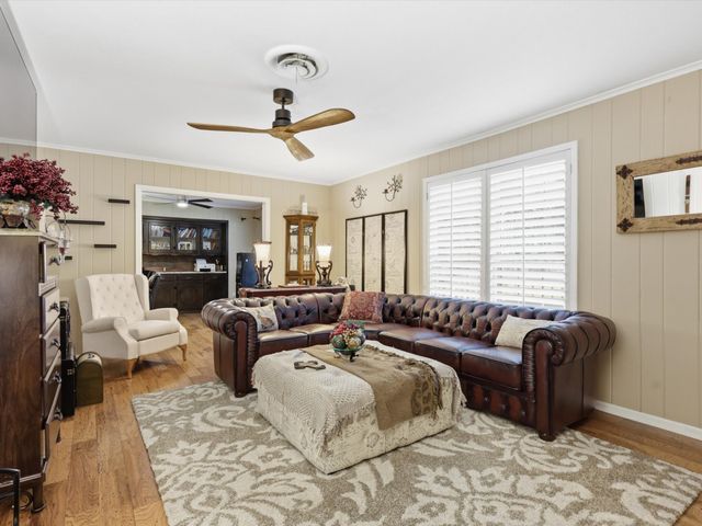 6079 Wonder Drive, Fort Worth, TX 76133