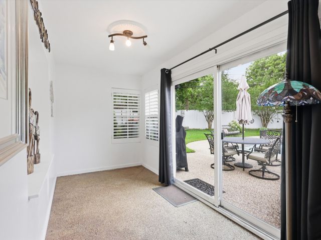 6079 Wonder Drive, Fort Worth, TX 76133