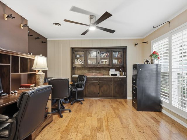 6079 Wonder Drive, Fort Worth, TX 76133
