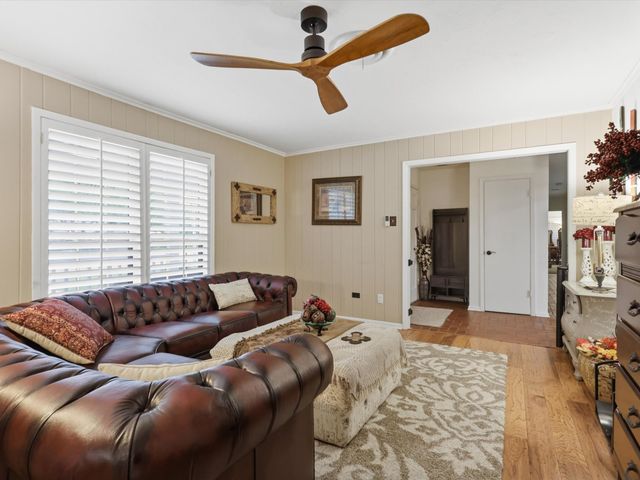 6079 Wonder Drive, Fort Worth, TX 76133