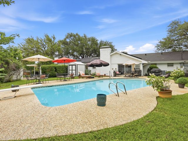 6079 Wonder Drive, Fort Worth, TX 76133