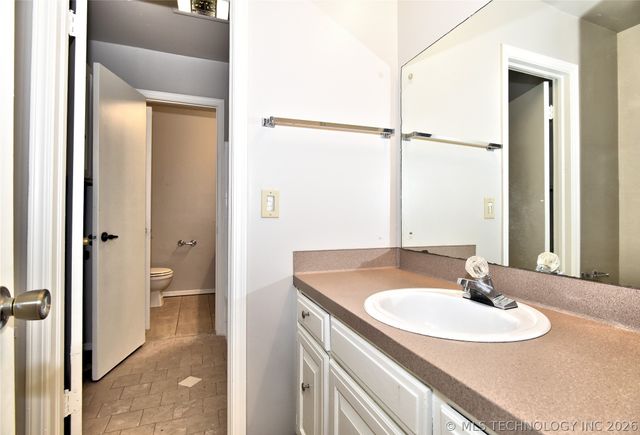 345 W Waco Place, Broken Arrow, OK 74011