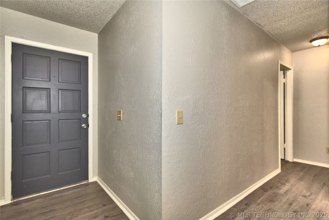 345 W Waco Place, Broken Arrow, OK 74011