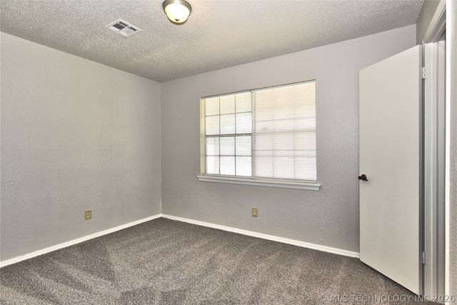 345 W Waco Place, Broken Arrow, OK 74011