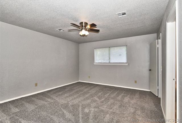 345 W Waco Place, Broken Arrow, OK 74011