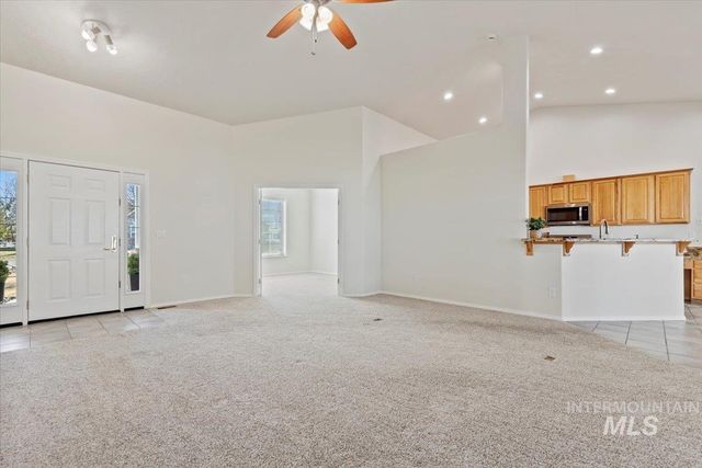 7825 S Chisum Way, Meridian, ID 83642
