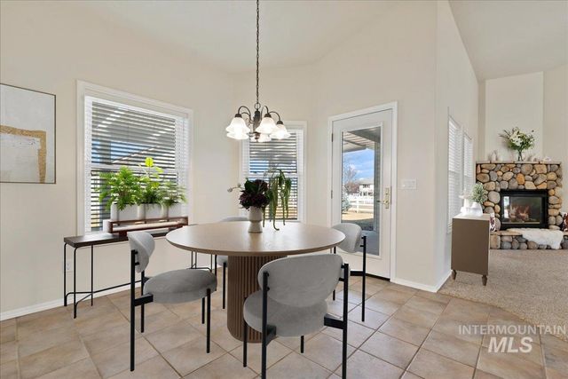 7825 S Chisum Way, Meridian, ID 83642