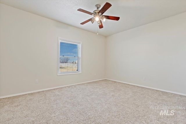 7825 S Chisum Way, Meridian, ID 83642