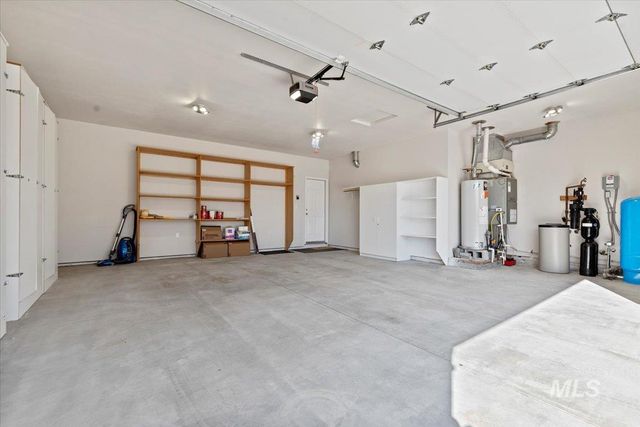 7825 S Chisum Way, Meridian, ID 83642