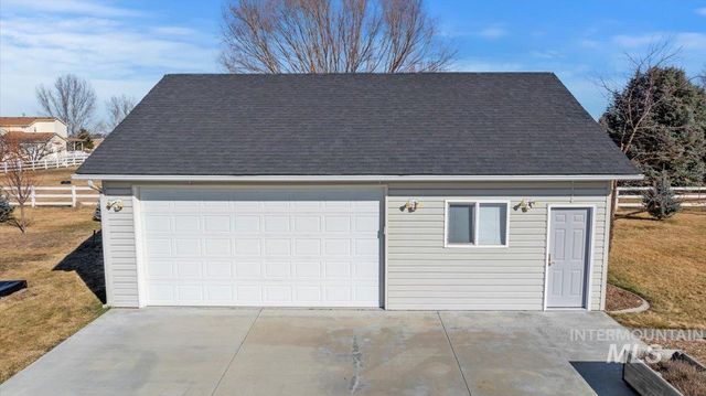 7825 S Chisum Way, Meridian, ID 83642