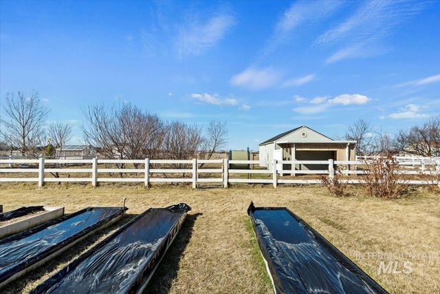 7825 S Chisum Way, Meridian, ID 83642