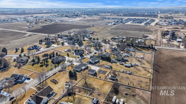 7825 S Chisum Way, Meridian, ID 83642