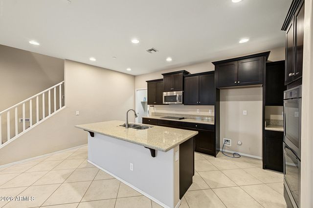 4750 E TIERRA BUENA Lane, Phoenix, AZ 85032