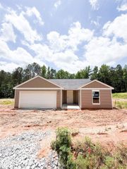 104 Heatherwood Drive, Gray Court, SC 29645