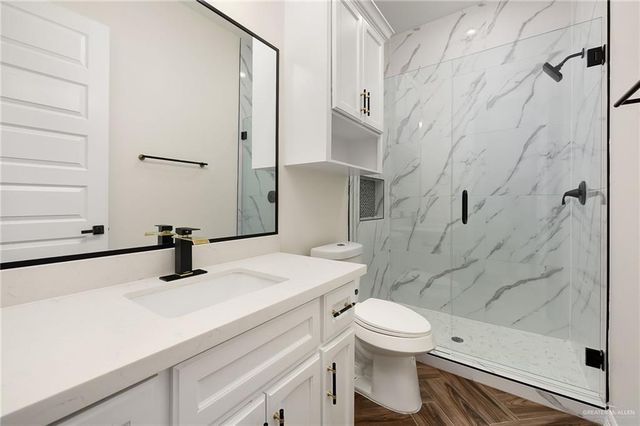 1000 Trinity Street, Edinburg, TX 78541